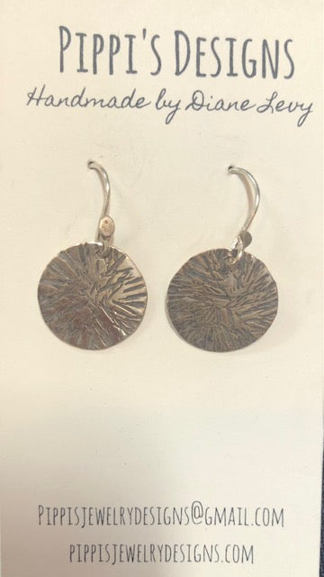 Hammered silver circle earrings